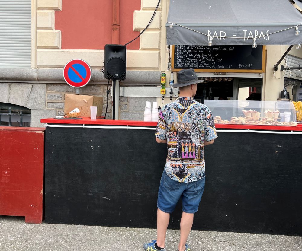 french-language-activities-market-biarritz